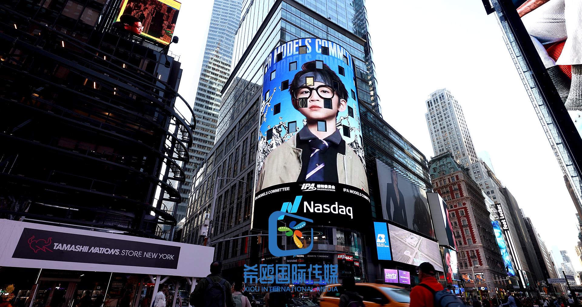 纳斯达克大屏客户案例 近期 纽约时代广场大屏广告实拍