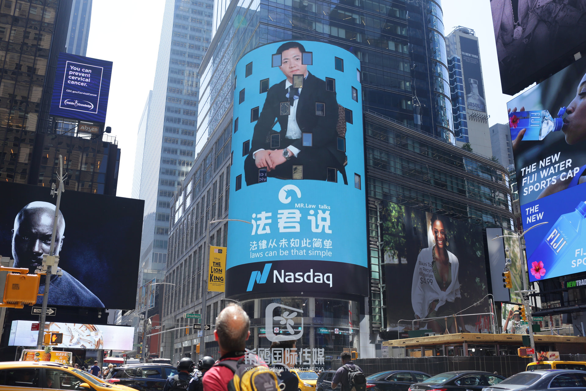 纳斯达克大屏客户案例 近期 纽约时代广场大屏广告实拍